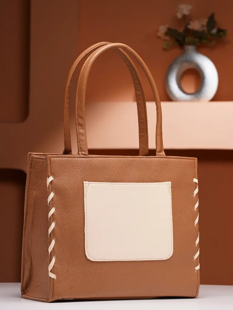 👜 Elegant Tan Tote Bag with Cream Accents